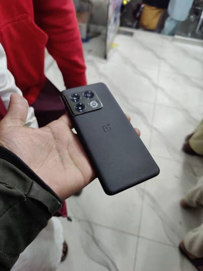 OnePlus 10 pro 12gb 256gb with box