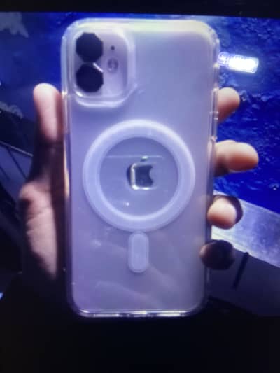 iPhone 11 64 GB battery service timing all okay 10 x 10 conditioni