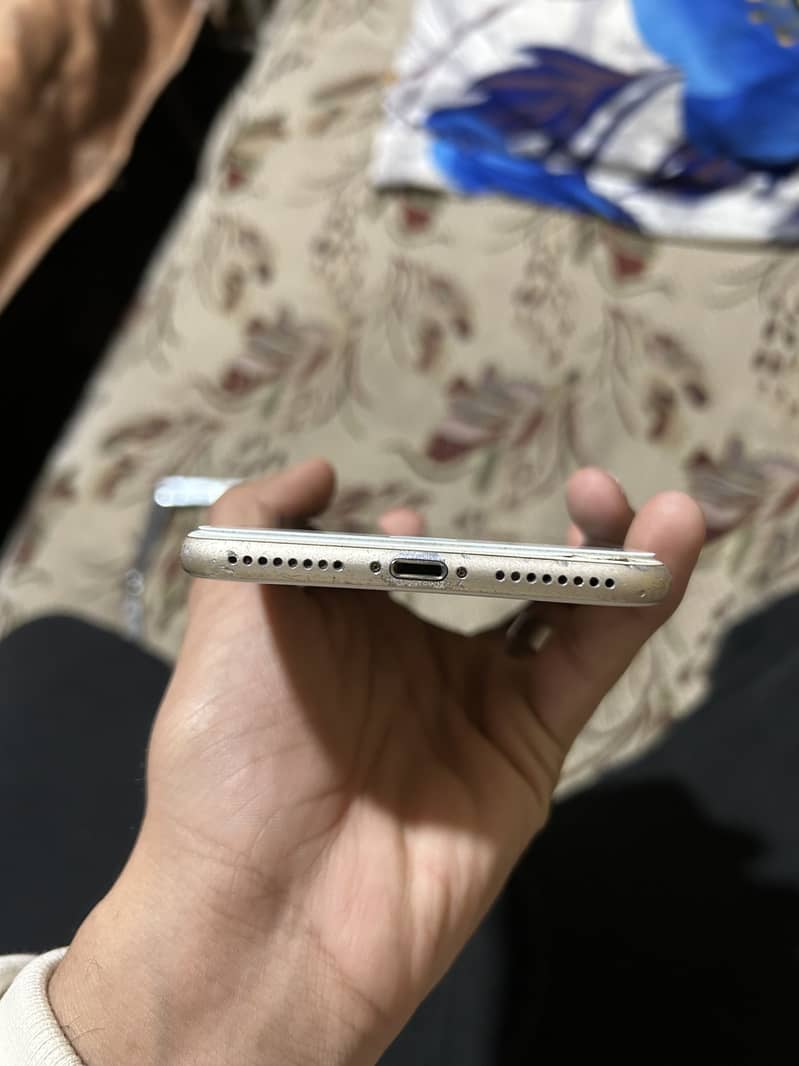 Iphone 7plus 128Gb 4