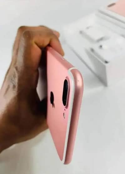 iphone 7 plus 128 GB my WhatsApp number 0320-24-100-47