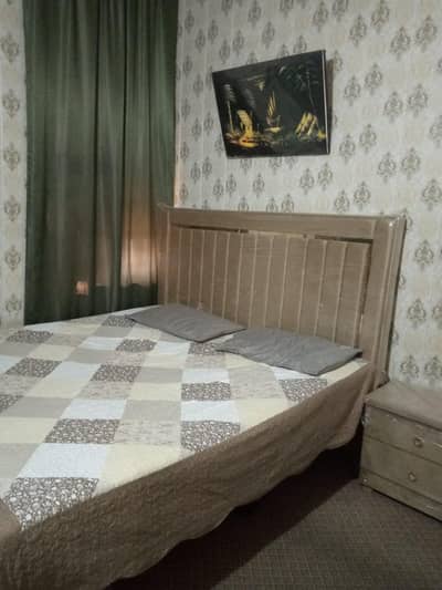 bed king size with side tables ,no mattress