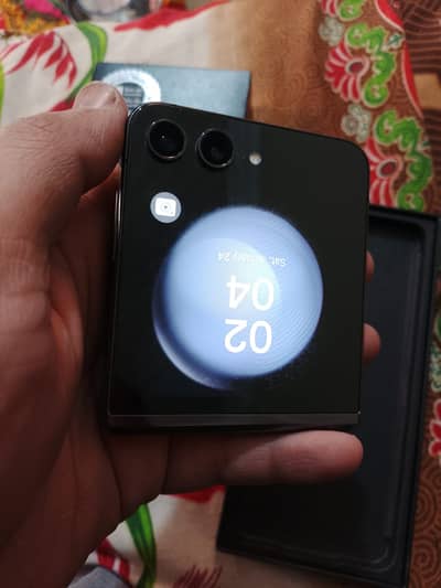 Samsung Galaxy Z flip 5 For Sale