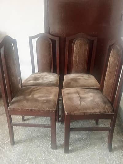 4 dinning chairs