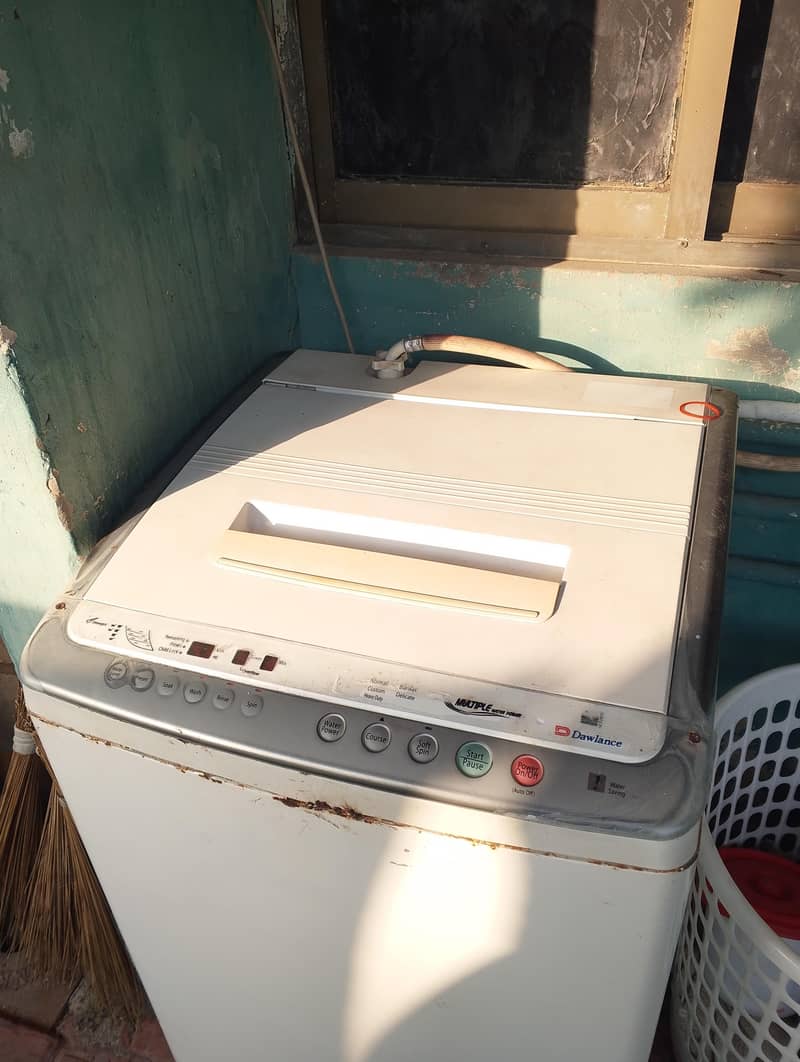 Dawlance Automatic Washing Machine 1