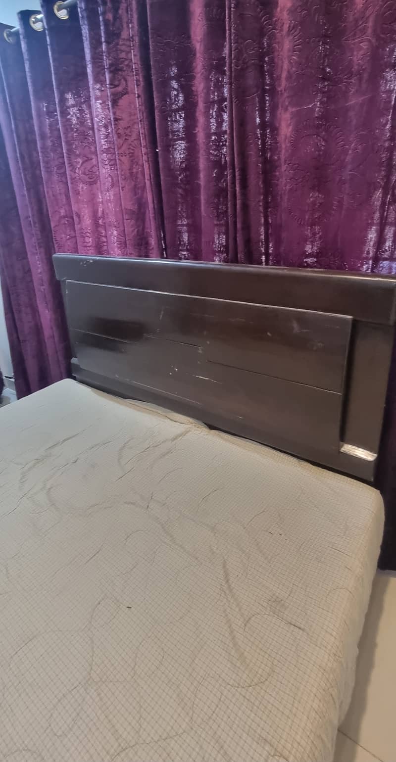 Double bed with dressing table 1