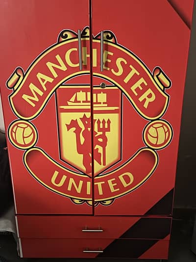 Kids Wardrobe – Almost New, Spacious