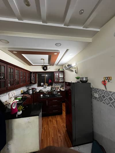 10 MARLA LOWER PORTION FOR RENT WITH GAS