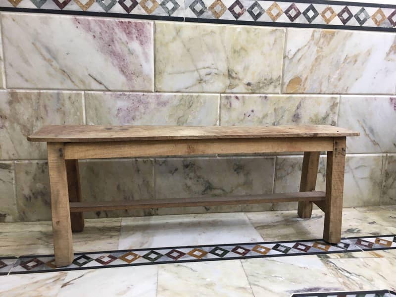 Side table for argent sell 0