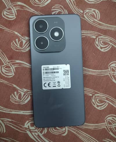 techno spark 20 8 GB ram 256 GB storage WhatsApp Karen 03222341767