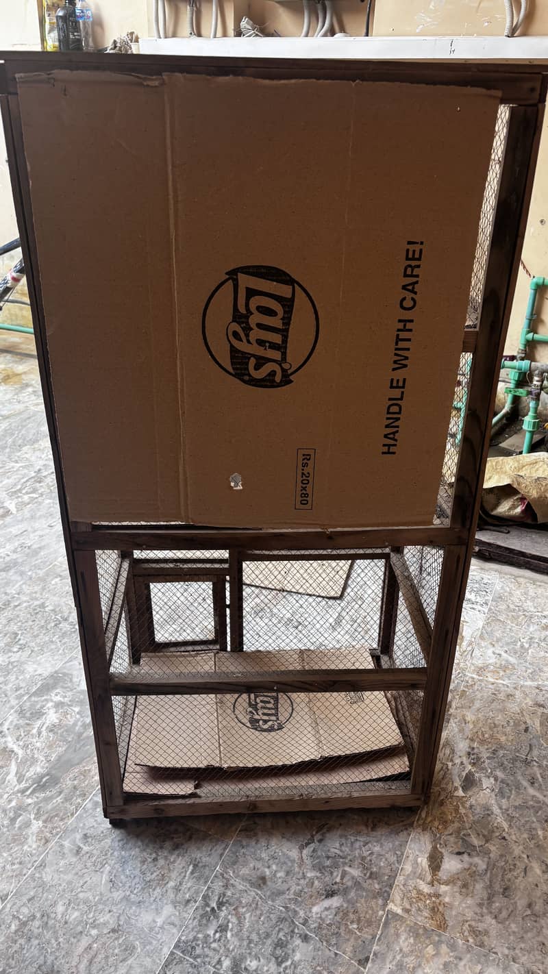 Two portion bird cage 3