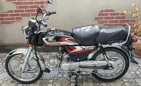 honda cd70 2025 brand new condition urgent sale
