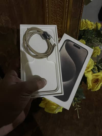 iPhone 15 pro original cable