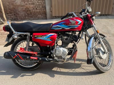 Honda 125 lush condition 03008262020