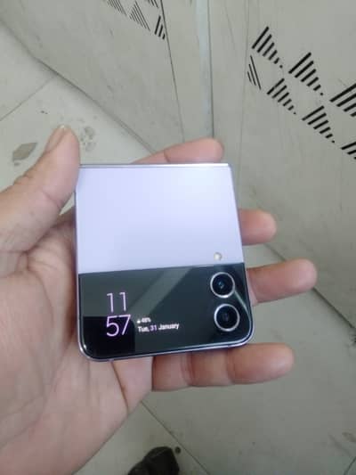 flip 4 PTa approved 8 128