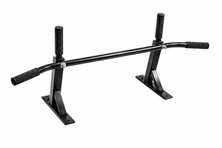 Pull up bar ( less than 2 weeks used )