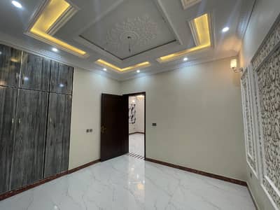 Well-Maintained Flat For Rent Ideal Family Living In Lahore
