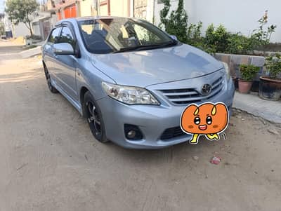 Toyota Corolla Altis 1.6 Automatic 2013