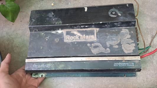 Car amplifier with speaker tape