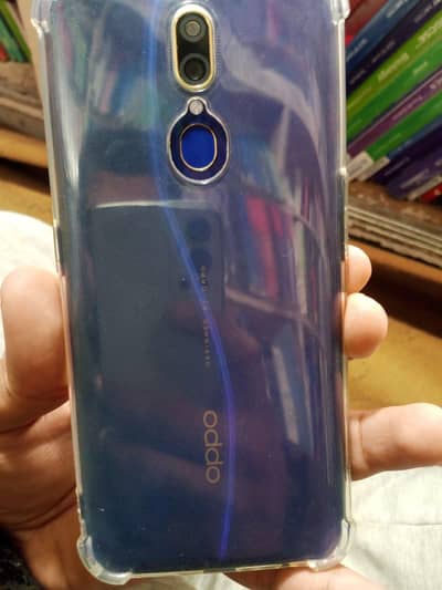 oppo f11 8/256 with box and charger