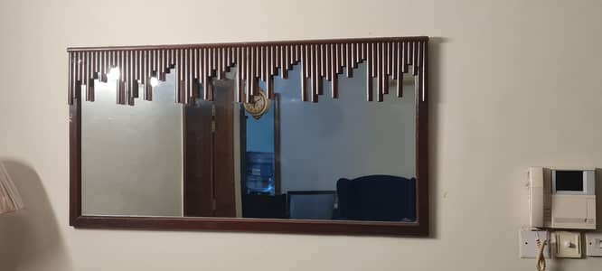 Beautiful wooden mirror Excellent quality
