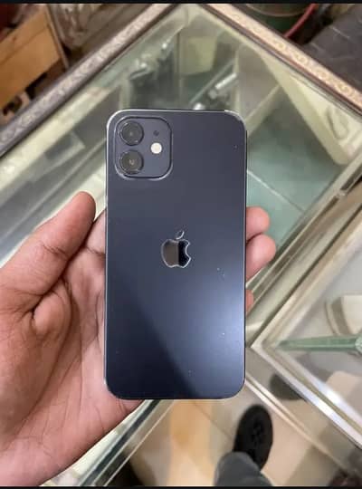 Apple iPhone 12