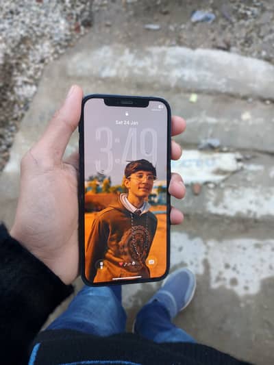 Iphone 12 exchange and sale both available