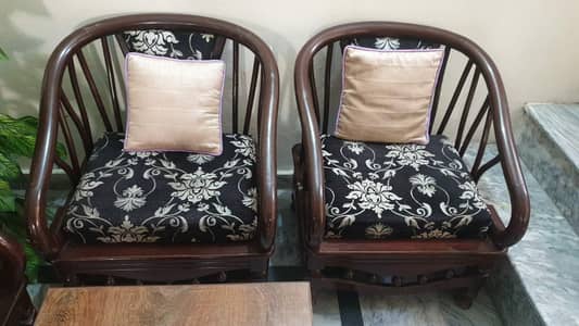 5 Seater sofa for Sale on Urgent basis solid wood sheesham uniq design