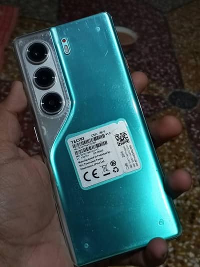 tecno camon 40 pro 5g 8/256 GB