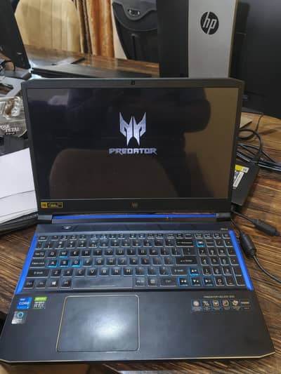 Acer predator Helios