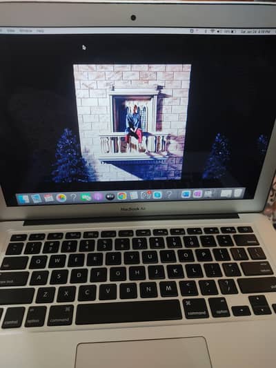 MacBook Air Early 2015 - 128 GB SSD - 13 inch