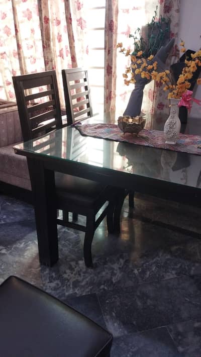 Dining table with 6 chairs 03000562323