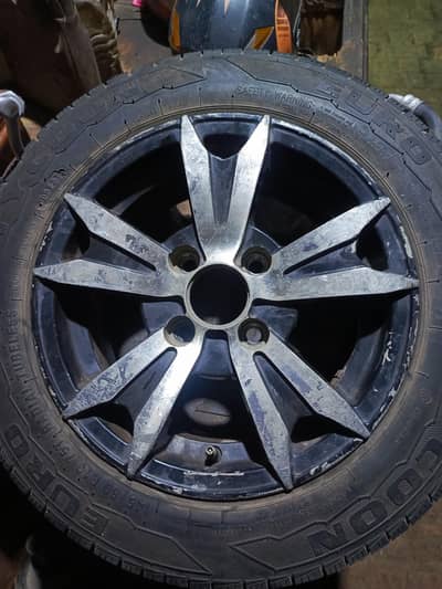 alloye rim 13 inches  with thres-100 PCD No repairs welds.