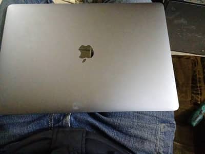 MacBook Pro | 2019 - 15 inch