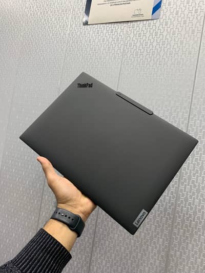 Lenovo T14 Gen 5 | Ultra 5 135U | 16/512 SSD | Thinkpad Laptop
