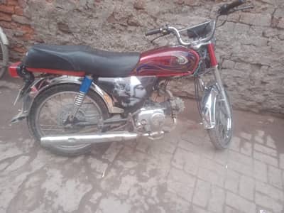 united bikes 21/22 model urgent sale