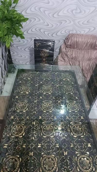 brand new 6 seater wooden and glass timing table