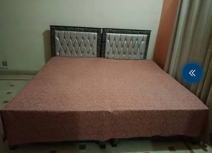 Moment room for female in G-13