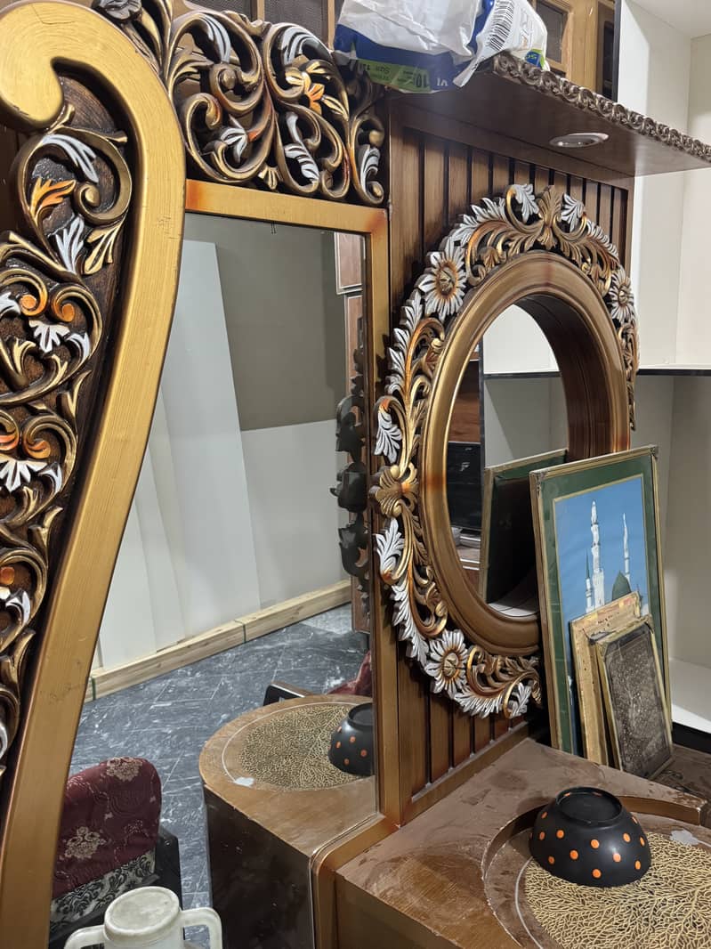 Bed,Side Table,Sofa set,Dressing 4