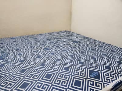 Mattress 6 inch Only 1 Year Used