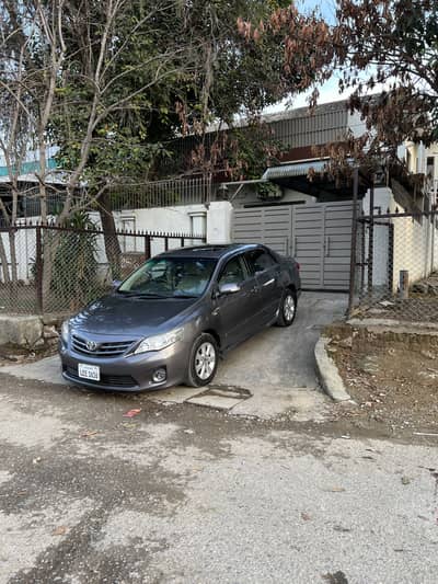 Toyta Crolla Altis SR 1.6 total janwan