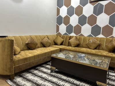 7 seater sofa set Almost new condition