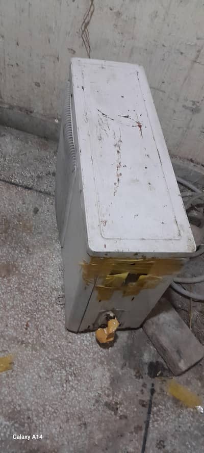 ok Condition Non Inverter AC 1.5ton