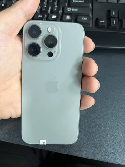 IPHONE 15 PRO FACTORY UNLOCKED WITH ORIGNAL BOX