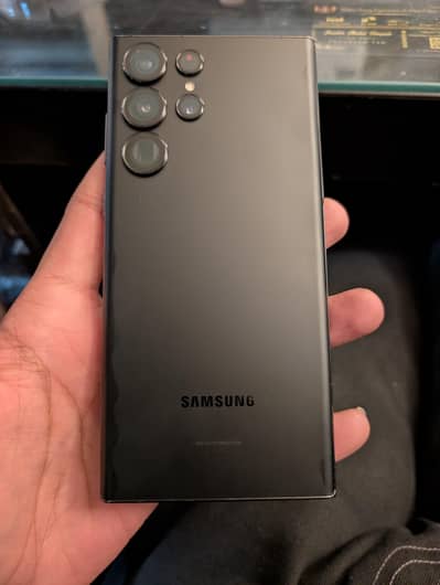 Samsung S22 Ultra 1 TB  pin dot on top only