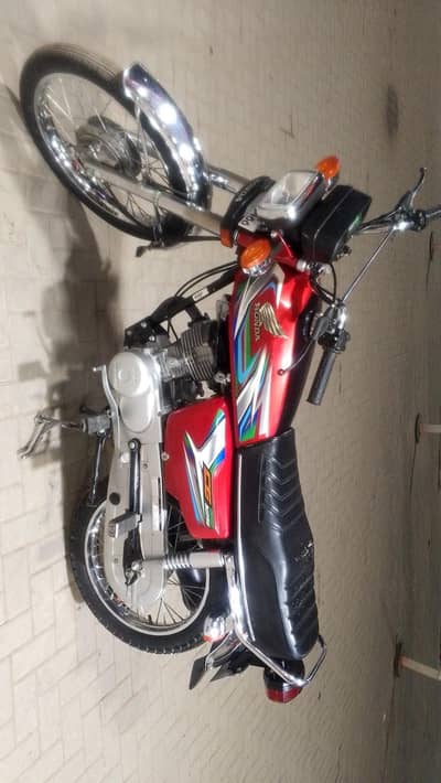 Honda CG125 model 2023