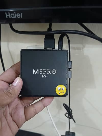 m8 pro android game tv box with controller