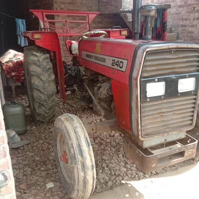 MF 240 tractor
