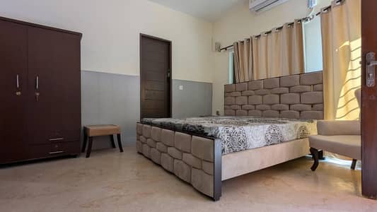 FOR RENT Fully Furnished Triple Storey Duplex 20 Bedrooms F_6/2