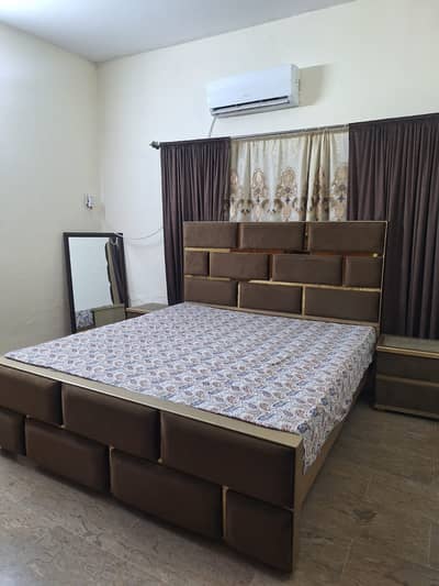 Beautiful brown set for sale