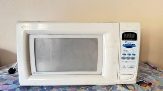 Dawlance microwave for sale
